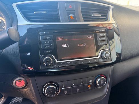 Used 2017 Nissan Sentra SV FWD image 23