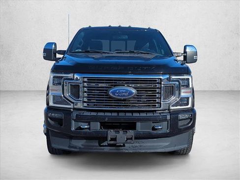 Used 2021 Ford F350 Platinum image 2