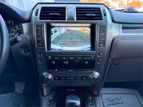 Used 2015 Lexus GX 460 image 33