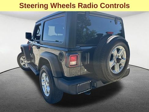 Used 2019 Jeep Wrangler Sport AWD/4WD image 10