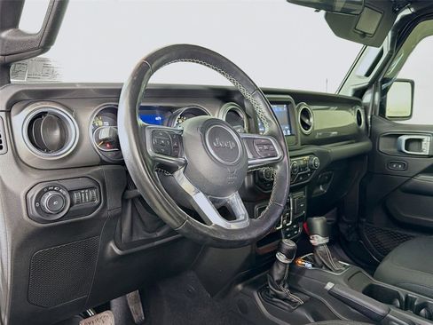 Used 2021 Jeep Wrangler Unlimited Sahara w/ LED Lighting Group image 9