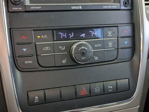 Used 2012 Jeep Grand Cherokee Laredo image 9