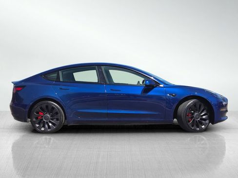 Used 2023 Tesla Model 3 Performance image 3