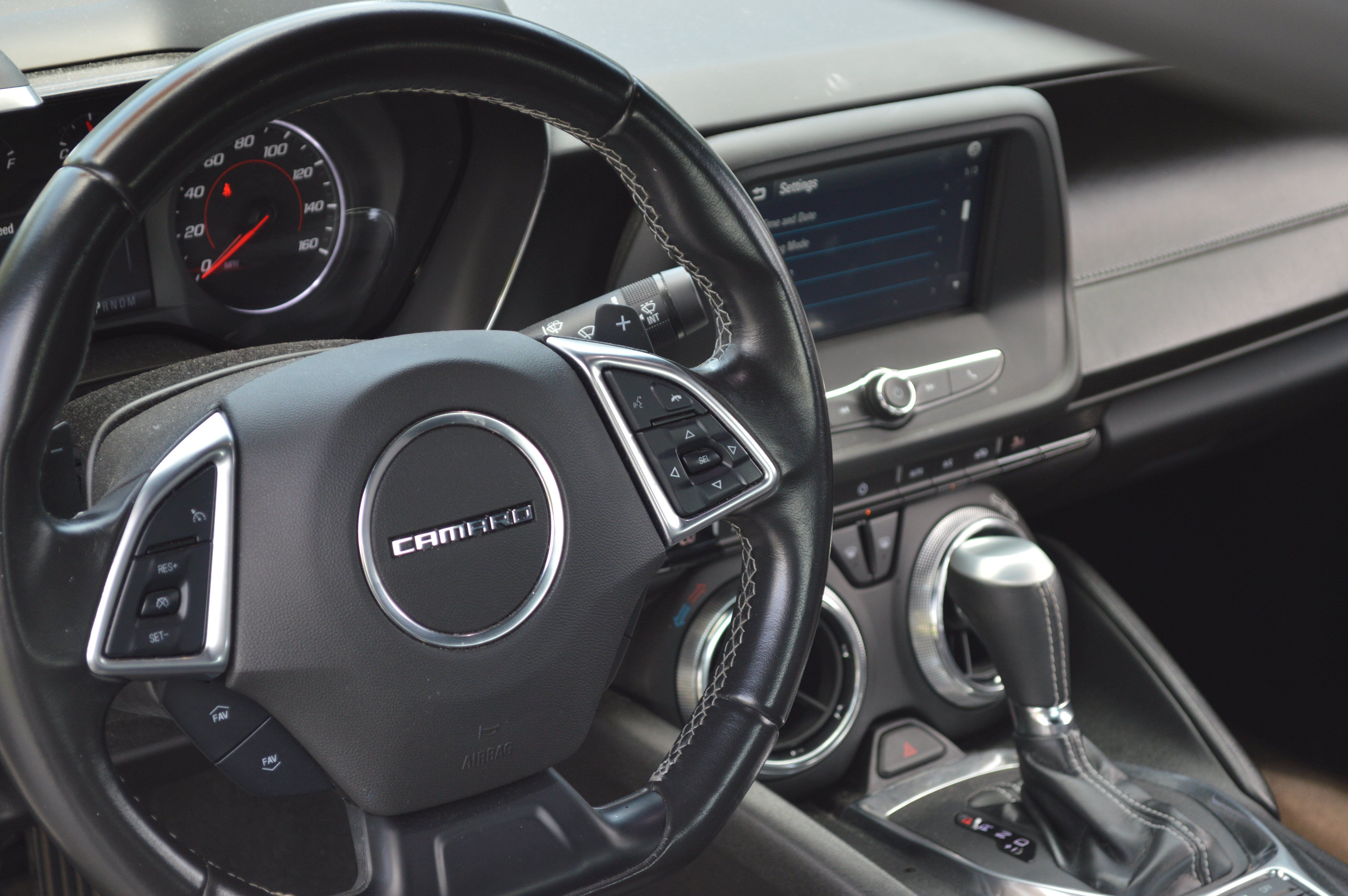 Used 2018 Chevrolet Camaro LT RWD image 29
