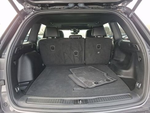 Used 2023 Jeep Grand Cherokee Altitude image 28