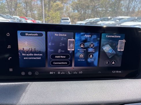 New 2026 Nissan Sentra SR w/ SR Premium Package FWD image 21