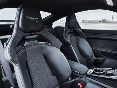 Used 2025 Porsche 911 GT3 RWD image 46