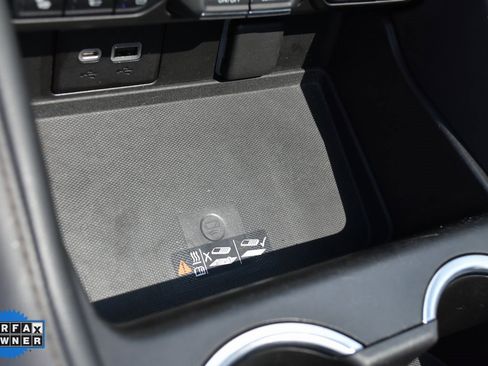 Used 2022 Chevrolet Tahoe High Country image 17