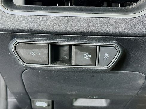 Used 2025 Kia K4 LXS image 17