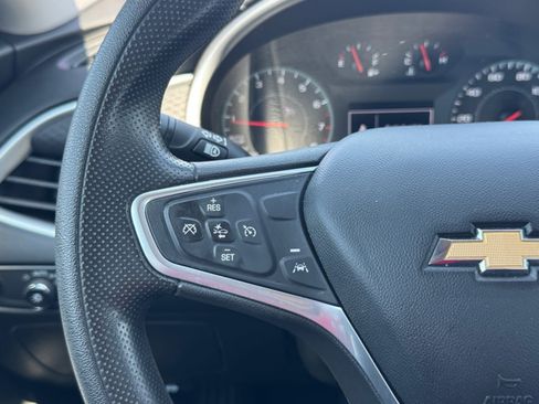 Used 2023 Chevrolet Malibu LS FWD image 22
