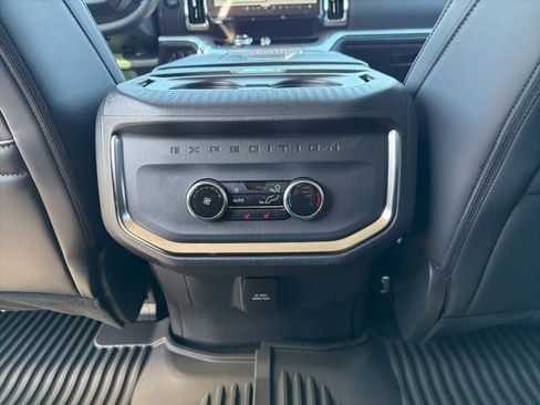 New 2026 Ford Expedition Max Platinum image 24