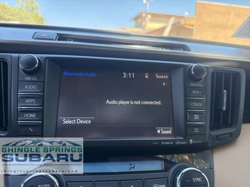 Used 2017 Toyota RAV4 Limited AWD/4WD image 40