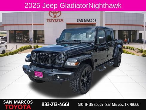 Used 2025 Jeep Gladiator Sport AWD/4WD image 1