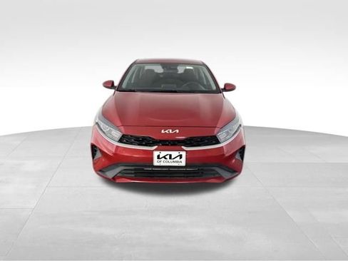 Certified 2023 Kia Forte LXS FWD image 3