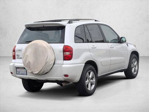 Used 2005 Toyota RAV4 2WD image 5