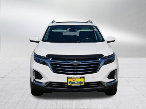 Used 2022 Chevrolet Equinox Premier AWD/4WD image 2