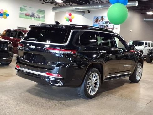 Used 2025 Jeep Grand Cherokee L Summit w/ Rear Seat Video Group I AWD/4WD image 5