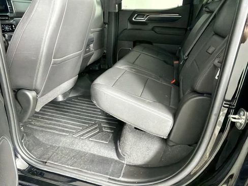 Used 2023 Chevrolet Silverado 1500 LT w/ Z71 Off-Road Package image 20