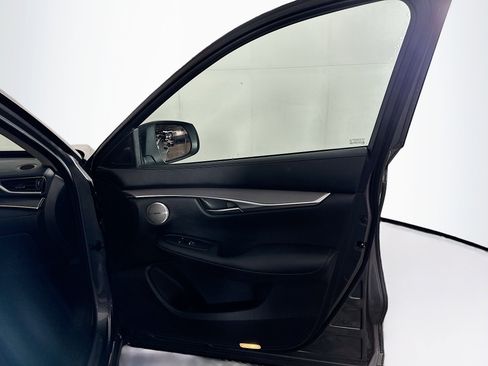 Used 2023 INFINITI QX50 Luxe image 31