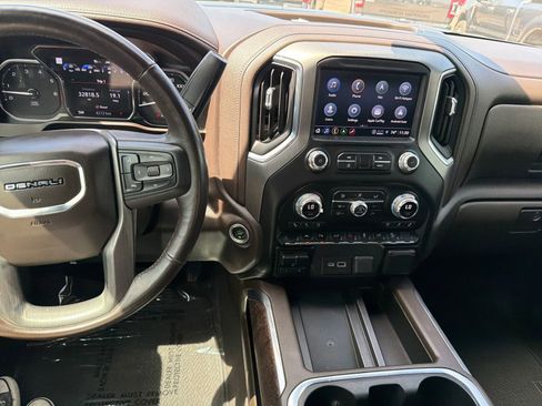Used 2022 GMC Sierra 1500 Denali w/ Technology Package AWD/4WD image 28
