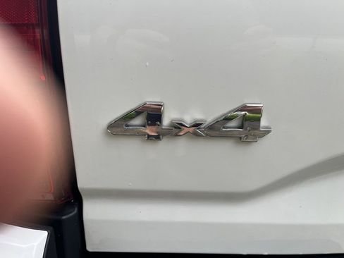 Used 2023 Toyota Tacoma SR AWD/4WD image 30