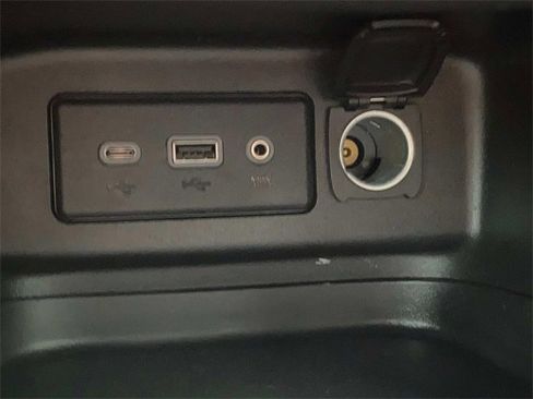 Used 2023 Chevrolet Equinox RS image 27