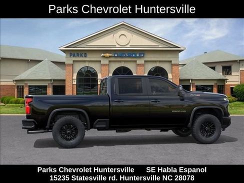 New 2026 Chevrolet Silverado 2500 ZR2 AWD/4WD image 6