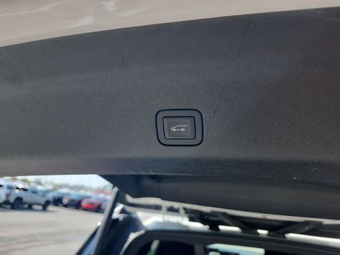 Certified 2025 GMC Yukon Denali Ultimate AWD/4WD image 13
