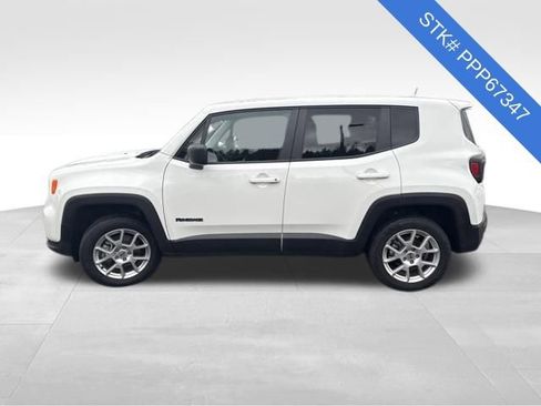 Used 2023 Jeep Renegade Latitude image 4