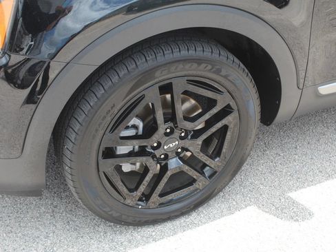 Used 2023 Kia Telluride SX X-Line AWD/4WD image 7