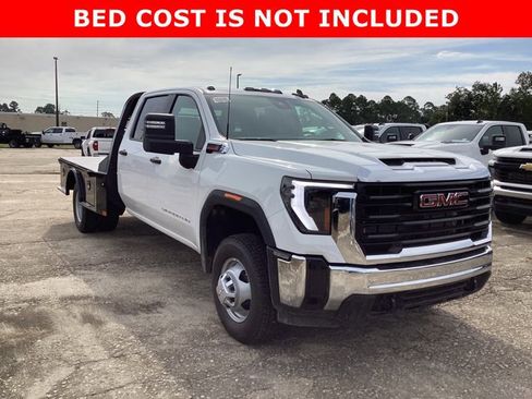 New 2025 GMC Sierra 3500 Pro w/ Convenience Package image 1