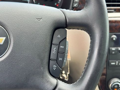 Used 2014 Chevrolet Impala LTZ image 28