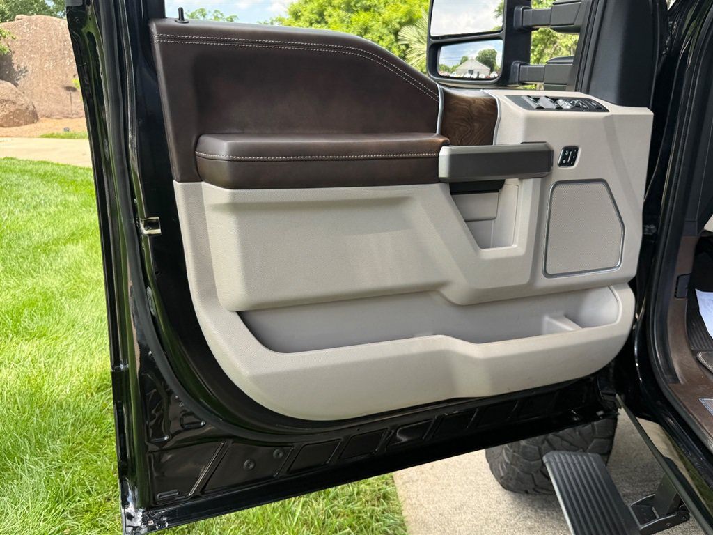 Used 2019 Ford F350 Limited w/ FX4 Off-Road Package AWD/4WD image 46