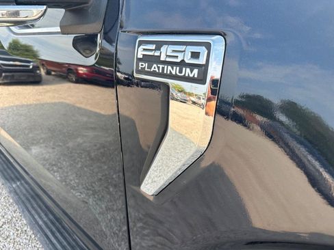Used 2021 Ford F150 Platinum w/ FX4 Off-Road Package AWD/4WD image 17