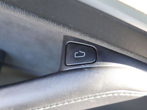 Used 2022 Tesla Model 3 Long Range image 45