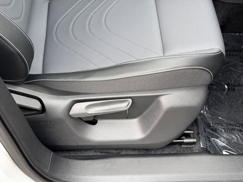 New 2026 Volkswagen Tiguan SE R-Line AWD/4WD image 29