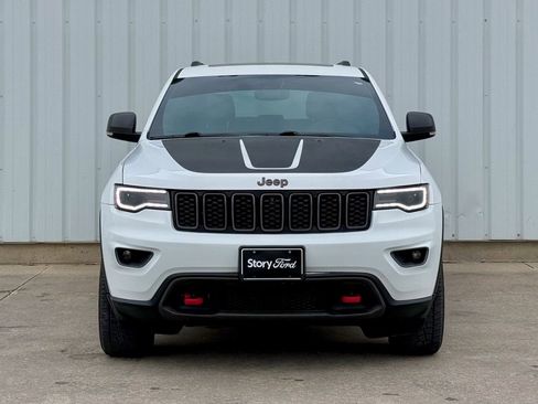 Used 2018 Jeep Grand Cherokee Trailhawk w/ Trailhawk Luxury Group image 8