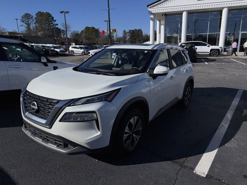 Used 2023 Nissan Rogue SV w/ SV Premium B Package image 1