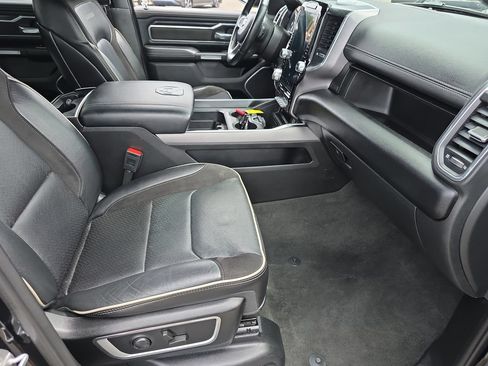 Used 2023 RAM 1500 Laramie AWD/4WD image 35