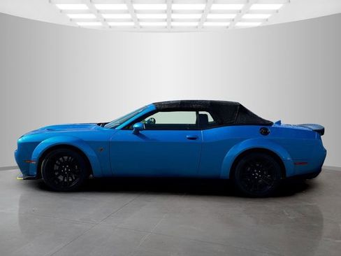 Used 2023 Dodge Challenger R/T Scat Pack RWD image 4