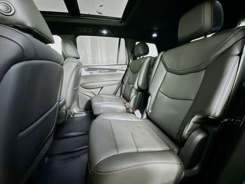 Used 2024 Cadillac XT6 Premium Luxury image 14