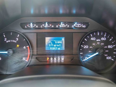 Used 2022 Ford F550 4x4 Regular Cab Super Duty w/ Power Equipment Group image 18