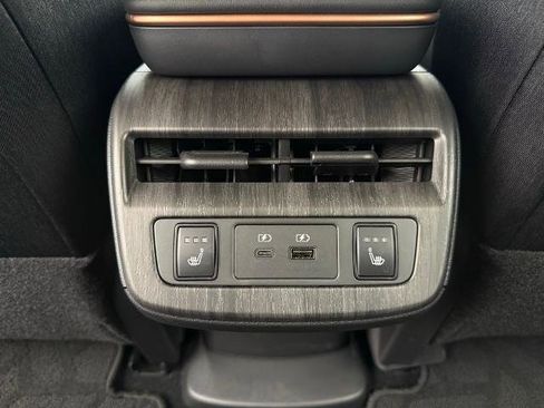 Certified 2024 Nissan Ariya FWD image 13