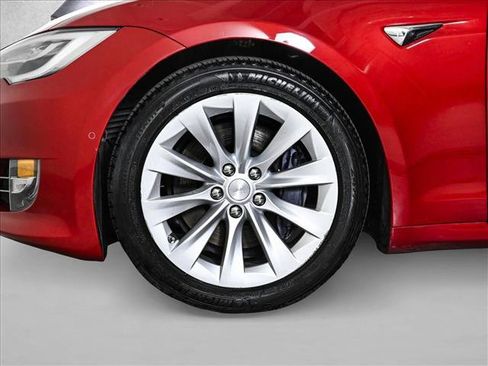 Used 2018 Tesla Model S 75D AWD/4WD image 25