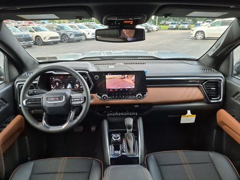 New 2026 GMC Canyon AT4 w/ Technology Plus Package AWD/4WD image 31