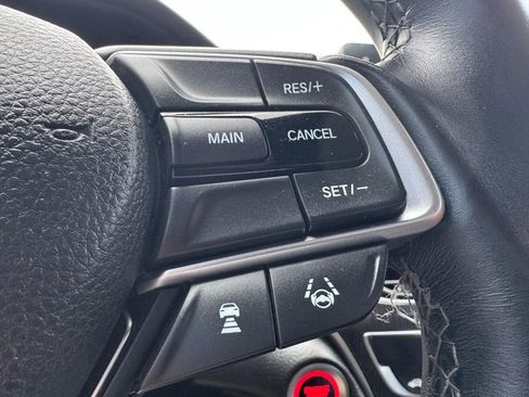 Used 2018 Honda Accord Sport image 17