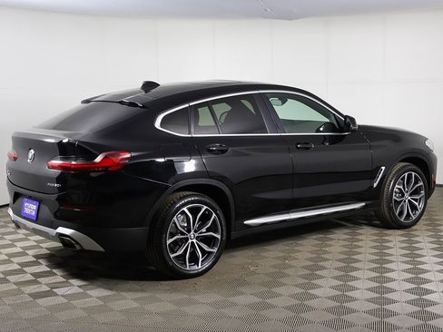 Used 2023 BMW X4 xDrive30i w/ Convenience Package image 10