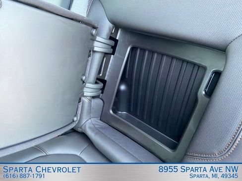 Used 2021 GMC Sierra 1500 AT4 w/ AT4 Premium Package AWD/4WD image 13