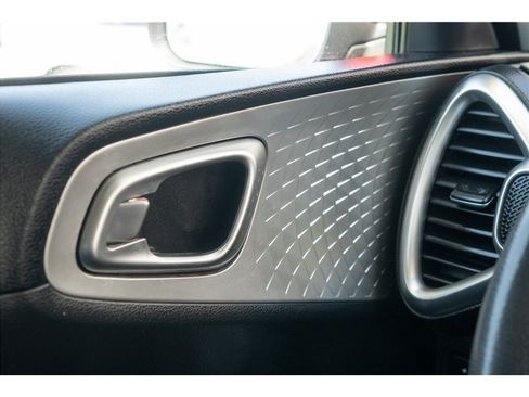 Used 2023 Kia Soul LX FWD image 11