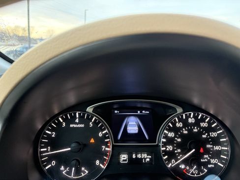 Used 2015 Nissan Altima 2.5 SV image 24